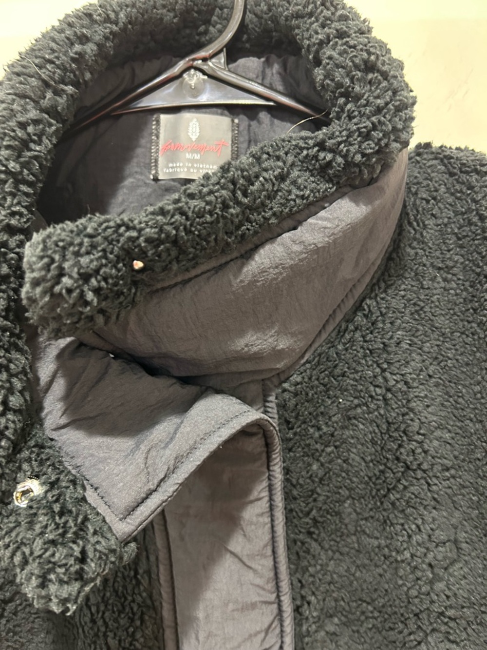 Cozy Free People Black Sherpa Vest - Picture 4 of 4